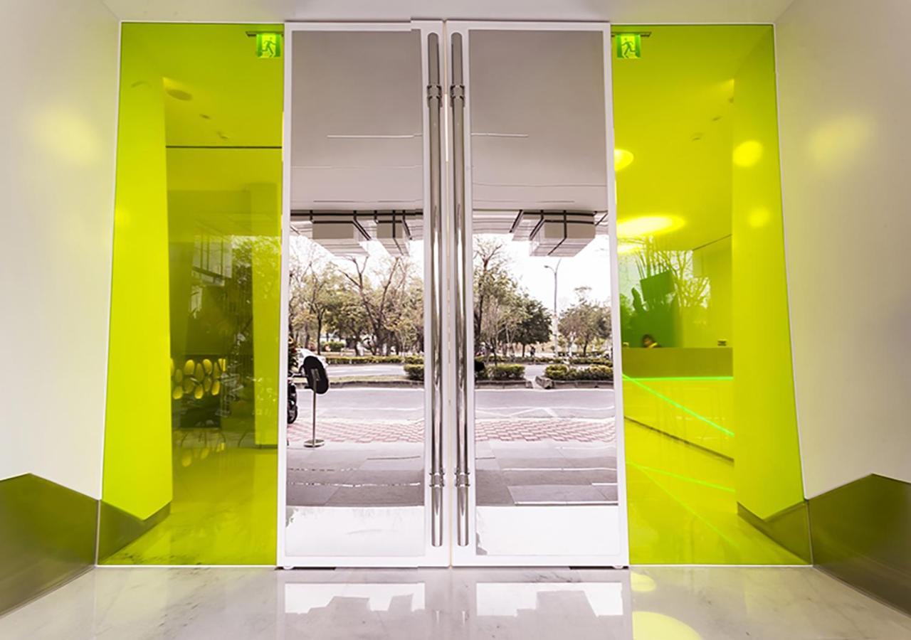 Royal Hotel Group- Central Park Branch Kaohsiung Exterior foto